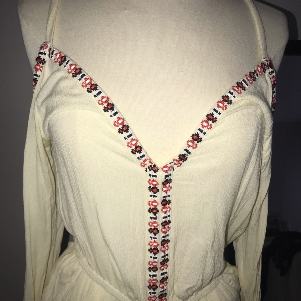 Romper - Picture 3 of 4